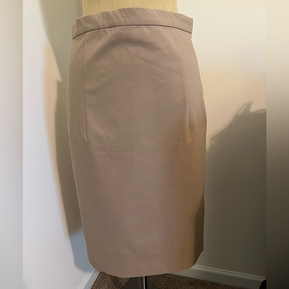 Theory size 6 Khaki Pencil Skirt - Picture 1 of 11